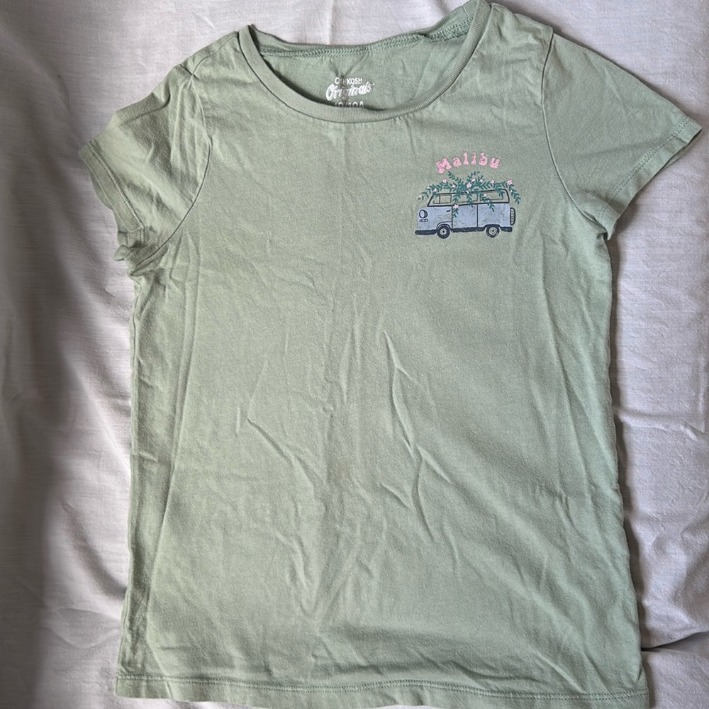 Oshkosh B’gosh girls graphic tee shirt, size 10.
